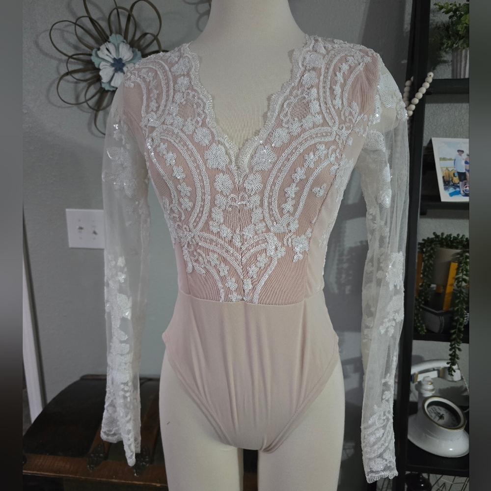 Sheer Lace Long-Sleeve Bodysuit - Cream